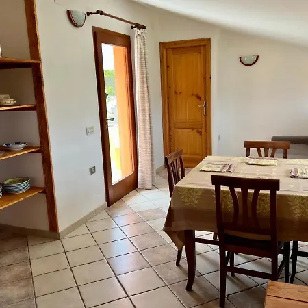 Feriehus Mansarda La Caletta